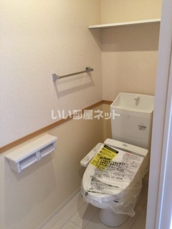 Y s Shuttleのトイレ写真