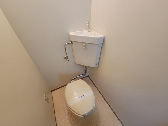トイレ　※別部屋の写真です