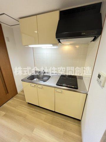 キッチン　※同タイプの写真となり、実際のお部屋とは異なる場合があります