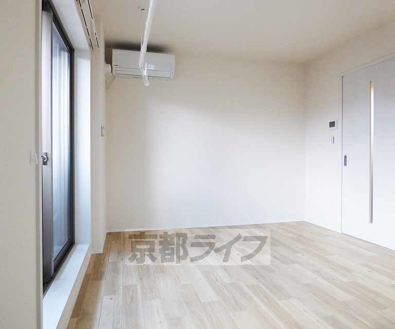 ハウス高橋町IIの居間写真
