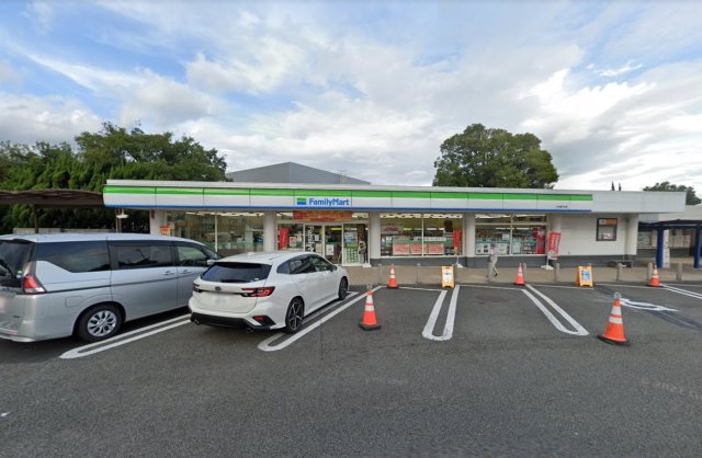 コンビニ　ファミリーマート　三方原ＰＡ店（コンビニ）まで472m