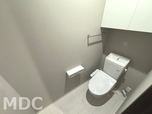 ＪＲ高徳線 佐古駅 徒歩18分 3階建 築1年のトイレ写真