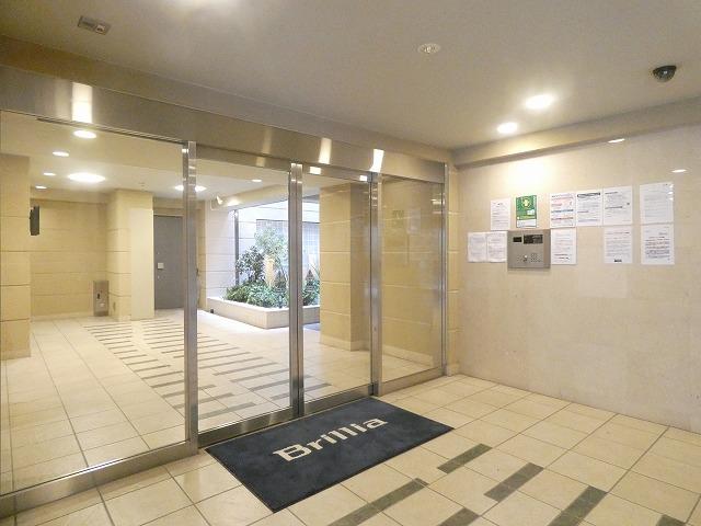 エントランス　エントランス