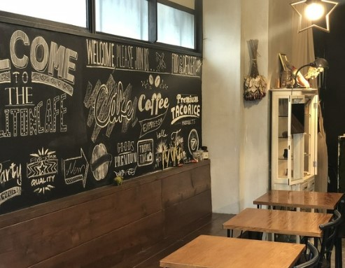 飲食店　MIRlitoncafe(ミルリトンカフェ)（飲食店）まで144m