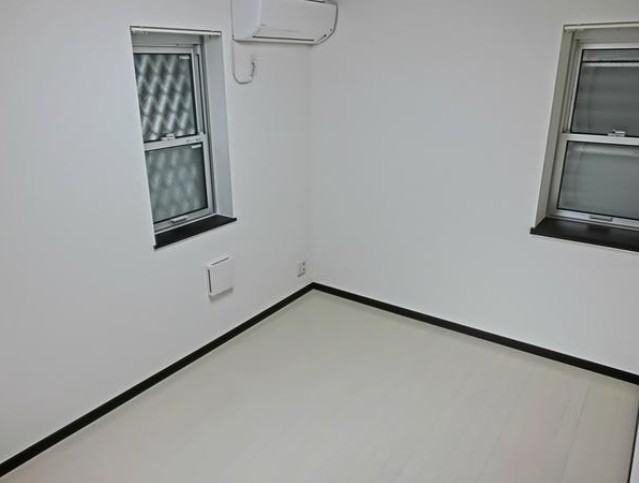 居室・リビング　※別部屋参照写真。