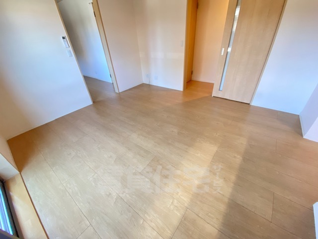 サンパーク大中の居間写真