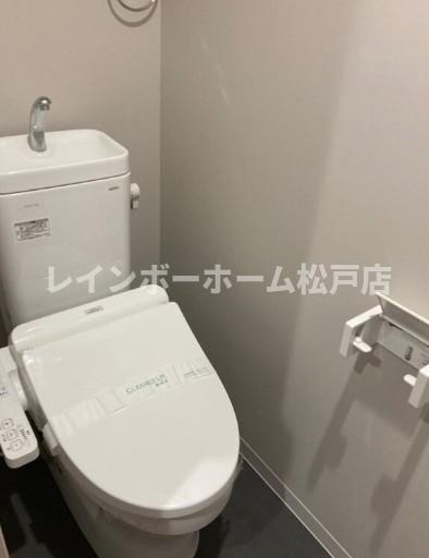 トイレ　清潔感のあるトイレです