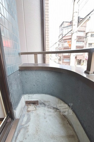 地下鉄四つ橋線 玉出駅 徒歩7分 5階建 築38年の内装写真