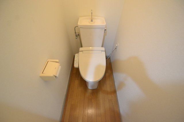 メゾンフローラのトイレ写真