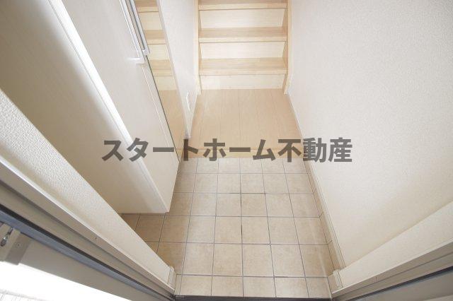 玄関　落ち着いた玄関です