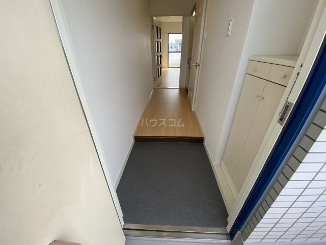 メゾン村瀬の玄関写真