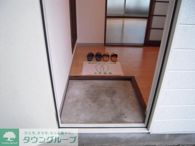 小田急江ノ島線 藤沢駅 徒歩6分 2階建 築36年の玄関写真