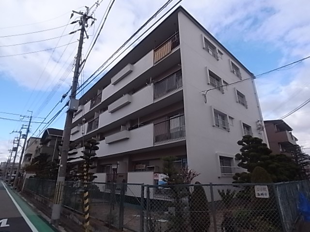 加島第一マンションの建物外観