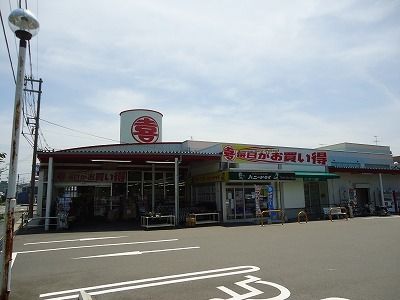 【シャロームIのスーパー】