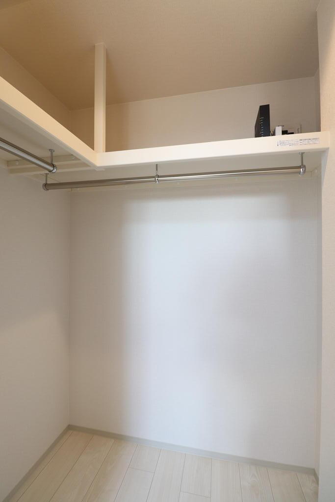 収納　ウォークインクローゼット