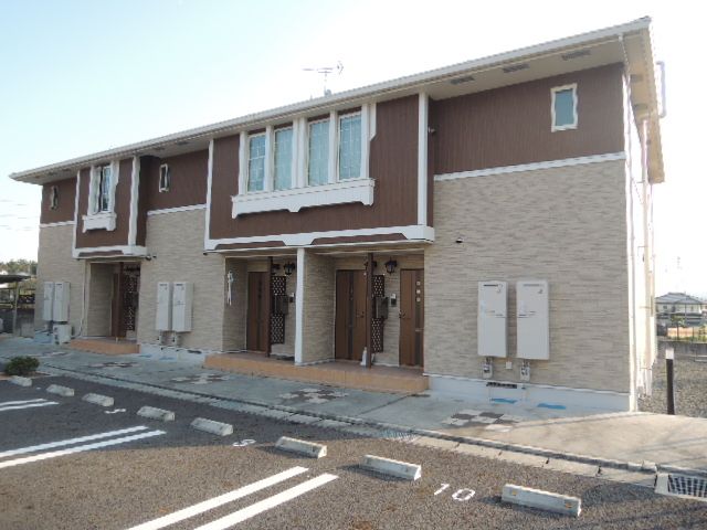 静岡県富士宮市小泉（アパート）の賃貸物件の外観
