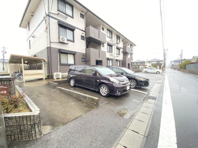 【ハイカムール北浦の駐車場】