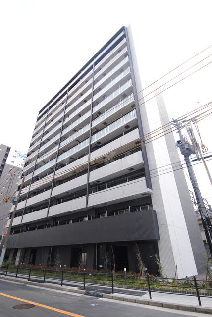 大阪市城東区新喜多のマンションの建物外観