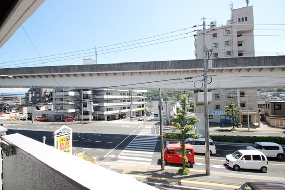 【広島市安佐南区上安のマンションの眺望】