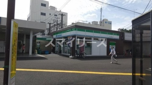 【流山市江戸川台西のアパートのコンビニ】