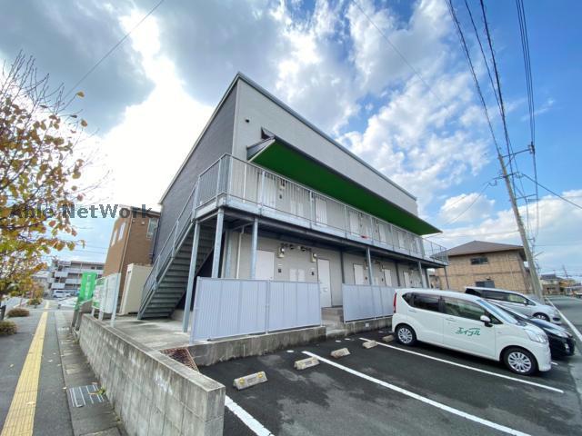 【菊池郡菊陽町光の森のアパートの建物外観】