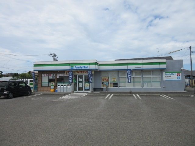 コンビニ　ファミリーマート八代古閑中町店（コンビニ）まで600m