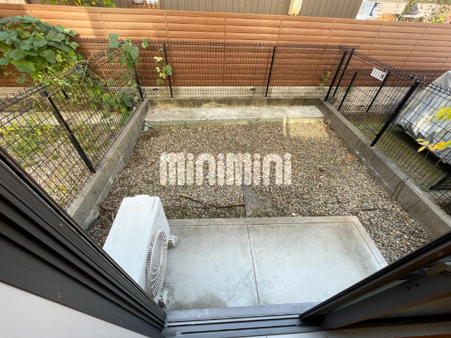 バルコニー　お庭