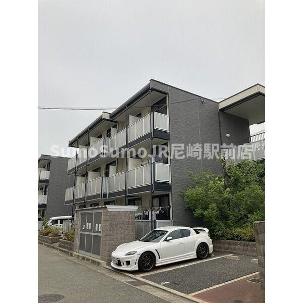 建物外観　外観は落ち着いています