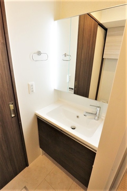 洗面設備　洗髪洗面化粧台