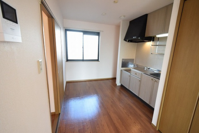 居室・リビング　同ハイツ同タイプ写真です