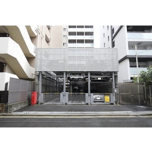 駐車場　《見学予約受付中》礼金０ヶ月キャンペーン住戸！