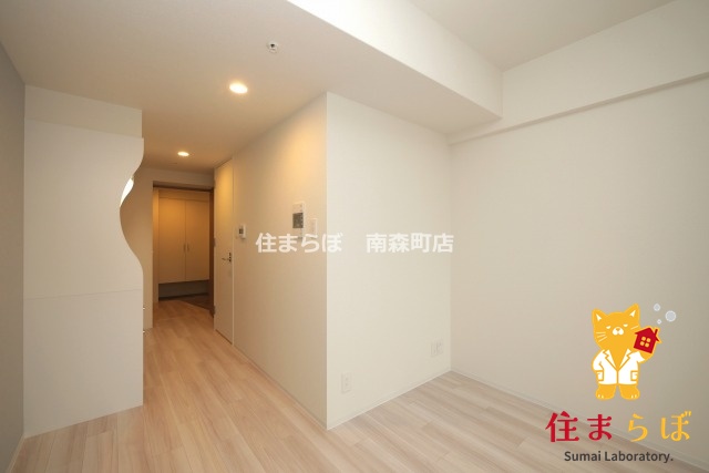 居室・リビング　「“合う暮らし”を、LINEで一緒に描こう。」