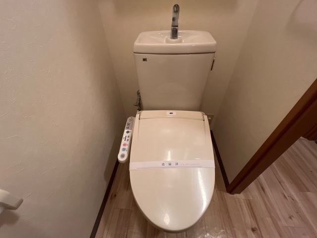 トイレ　シャワー付トイレ