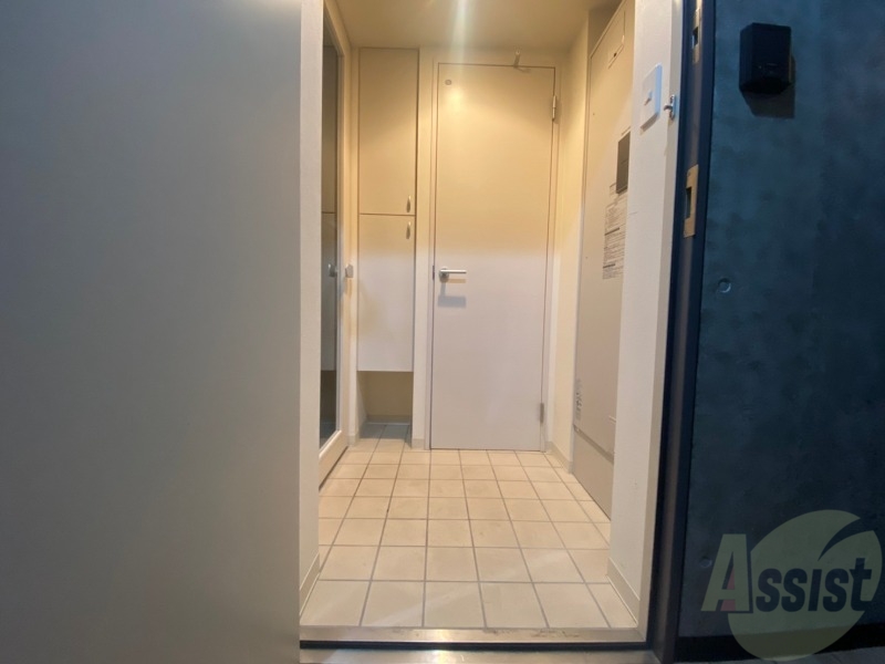 玄関　玄関にはシューズボックスもあって便利そう！