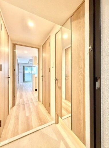 玄関　※別室の参考写真の為、現況優先です。