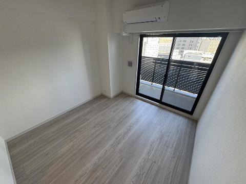 居室・リビング　室内