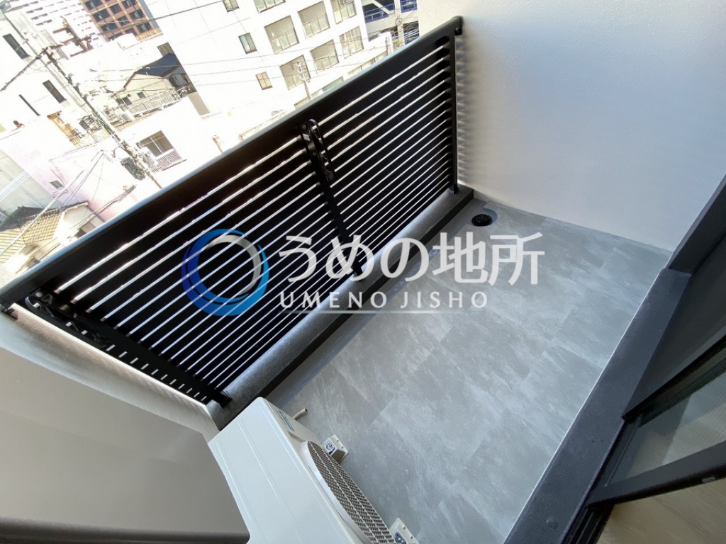 バルコニー　バルコニー