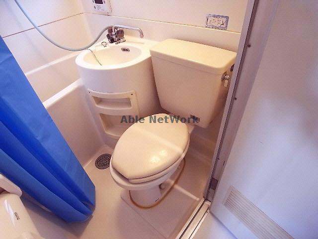 トイレ　トイレ