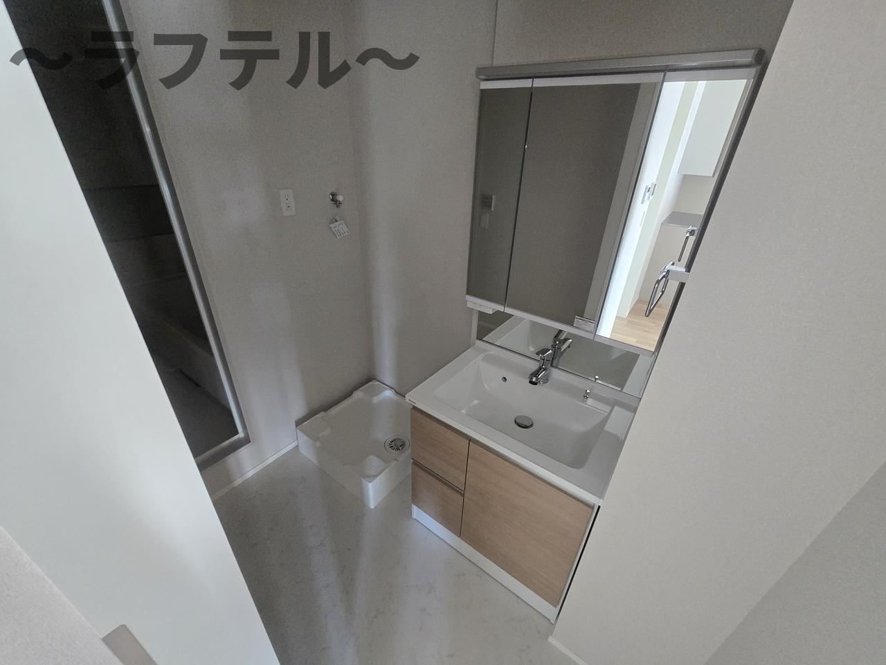 洗面設備　別部屋イメージ写真