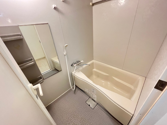 バス・シャワールーム　同室タイプ写真