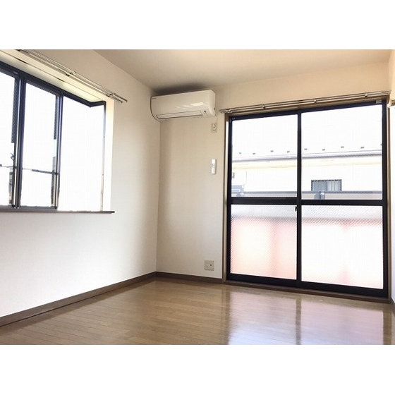 居室・リビング　洋室