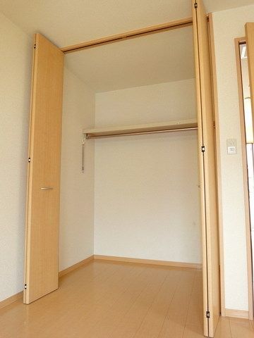 収納　収納クローゼット