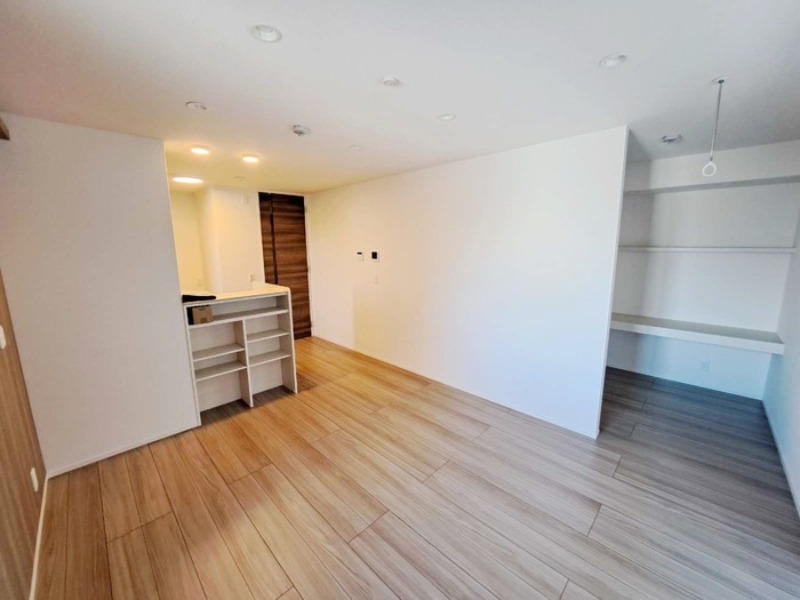 居室・リビング　図面と現状に相違がある場合には現状を優先