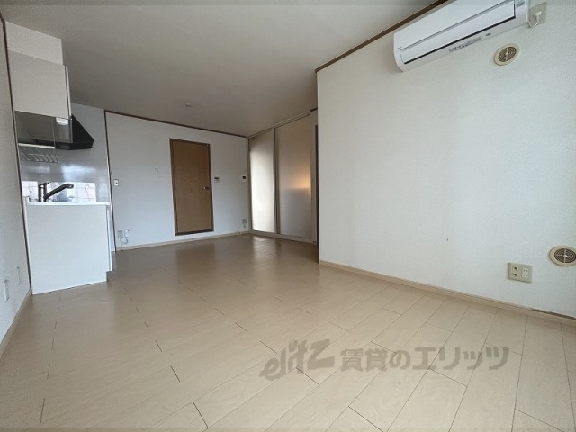 居室・リビング　リビング