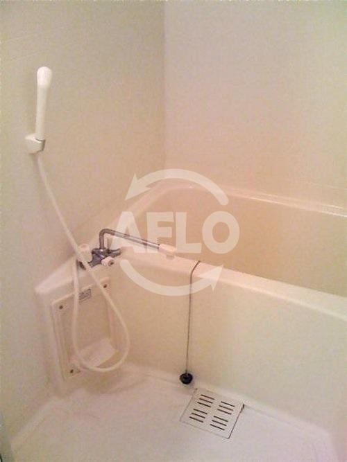 バス・シャワールーム　フィオレ立売堀　浴室