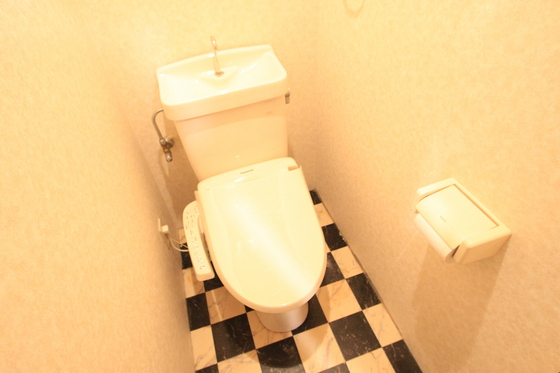 トイレ　※別部屋の写真です