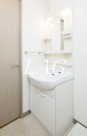 洗面設備　洗面台です。