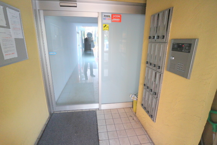 エントランス　エントランスです♪