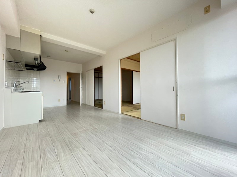 居室・リビング　※別号室の写真使用中