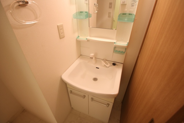 洗面設備　※別室の参考写真の為、現況優先です。